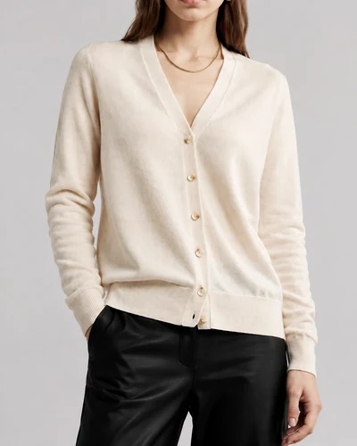 Ribbed jumper showing macro rib detail and yarn elasticity