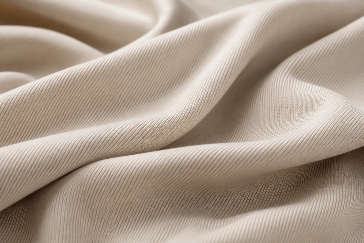 Viscose blend yarn for fluid drape